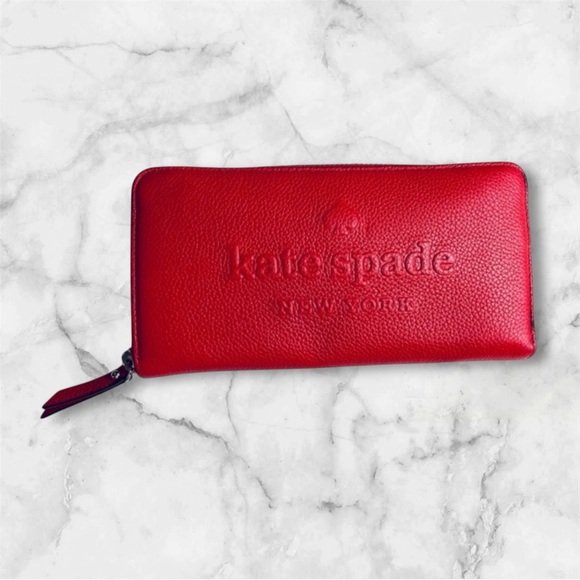 Kate Spade large picnic red Larchmont Avenue continental wallet size large
